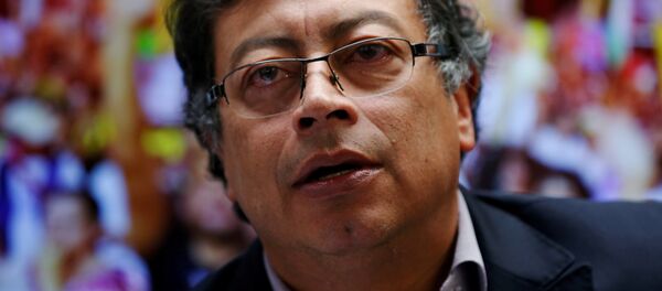 Gustavo Petro, candidato presidencial colombiano - Sputnik Mundo
