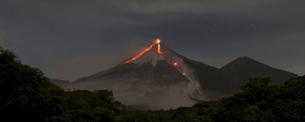 El volcán de Fuego en Guatemala (archivo) - Sputnik Mundo
