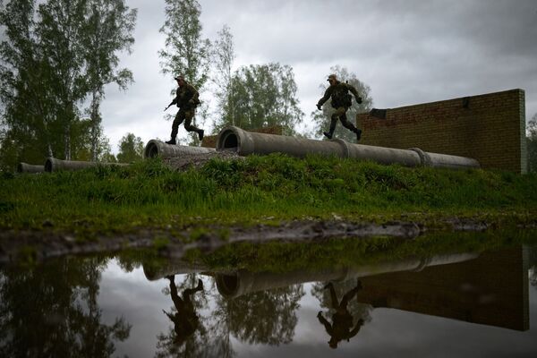 Los mejores de los mejores: concurso de la inteligencia militar rusa en Siberia - Sputnik Mundo