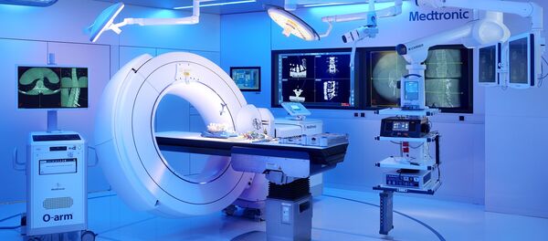 México a la vanguardia en la cirugía de colomna vertebral - Sputnik Mundo