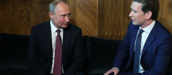 El presidente de Rusia, Vladímir Putin, y el canciller de Austria, Sebastian Kurz - Sputnik Mundo