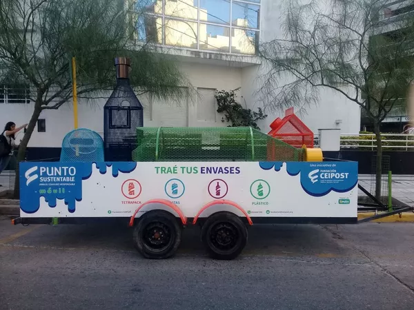 Puntos de recepción de plásticos de Fundación Ceipost (Córdoba, Argentina) Puntos de recepción de plásticos de Fundación Ceipost (Córdoba, Argentina) - Sputnik Mundo