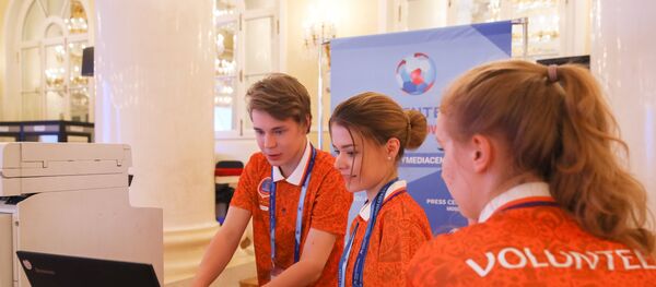 Voluntarios del Mundial 2018 en Rusia - Sputnik Mundo