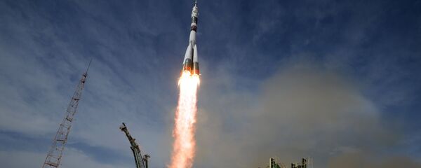 Lanzamiento del cohete Soyuz en el cosmódromo Baikonur - Sputnik Mundo