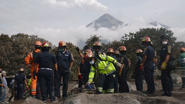 El volcán de Fuego en Guatemala - Sputnik Mundo