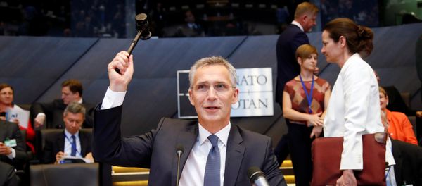 Jens Stoltenberg, secretario general de la OTAN, preside la reunión de los ministros de Defensa de la alianza - Sputnik Mundo