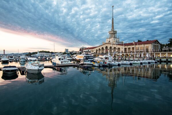 Cohetes, protestas y el inicio del verano: las fotos más bonitas de esta semana - Sputnik Mundo