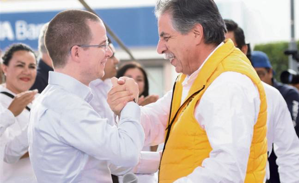 El candidato presidencial, Ricardo Anaya junto al fundador del PRD, Jesús Ortega - Sputnik Mundo