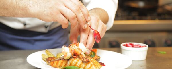 Un chef, imagen referencial - Sputnik Mundo