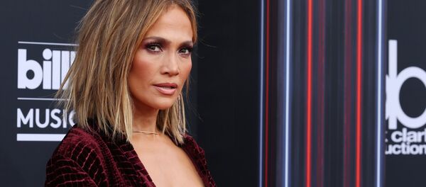 La cantante y actriz Jennifer López - Sputnik Mundo