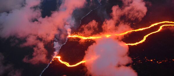 La erupción del volcán de Kilauea La erupción del volcán de Kilauea - Sputnik Mundo