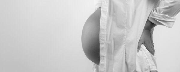 Una persona embarazada (archivo) - Sputnik Mundo