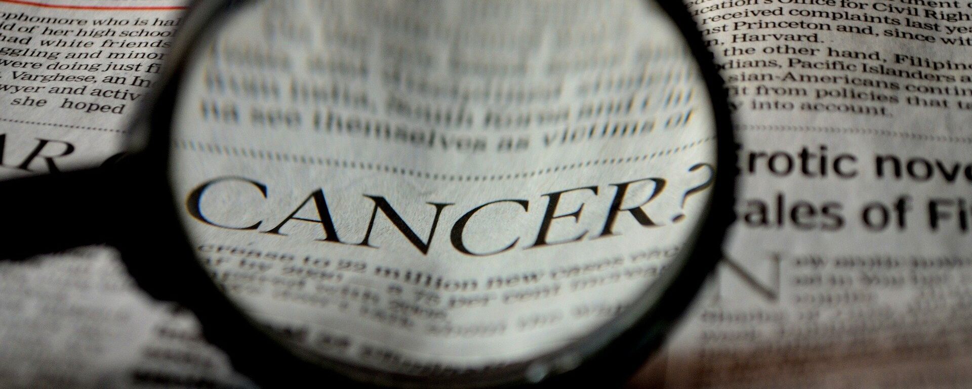 Un título de un periódico con la palabra 'Cáncer' (imagen referencial) - Sputnik Mundo, 1920, 13.01.2020