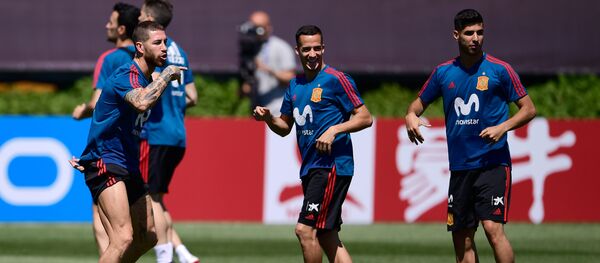 La selección española se entrena en Krasnodar - Sputnik Mundo