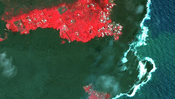 Las consecuencias de la erupción del volcán Kilauea en Hawái - Sputnik Mundo