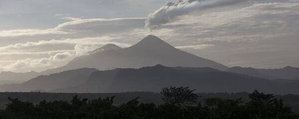 Volcán Pacaya en Guatemala - Sputnik Mundo