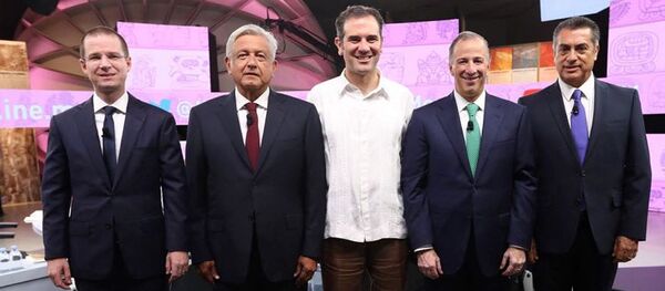 Ricardo Anaya, Andrés Manuel López Obrador, Lorenzo Cordova Vianello, José Antonio Meade y Jaime Rodríguez durante el tercer y último debate - Sputnik Mundo