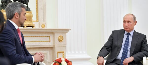 El presidente electo de Paraguay, Mario Abdo Benítez, y el presidente de Rusia, Vladímir Putin - Sputnik Mundo