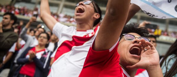 Hinchas peruanos - Sputnik Mundo