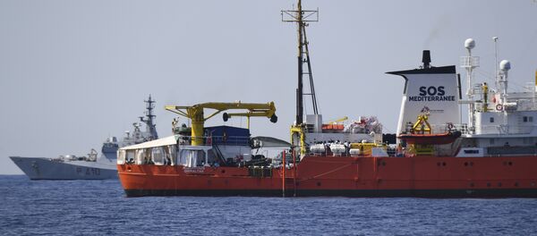 El barco de rescate Aquarius - Sputnik Mundo