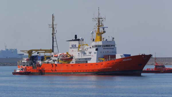 El barco de rescate Aquarius - Sputnik Mundo