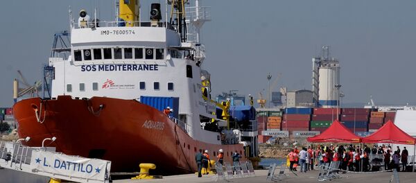 El barco de rescate Aquarius - Sputnik Mundo