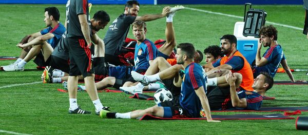 Un entrenamiento de la selección española en Krasnodar, Rusia Un entrenamiento de la selección española en Krasnodar, Rusia - Sputnik Mundo