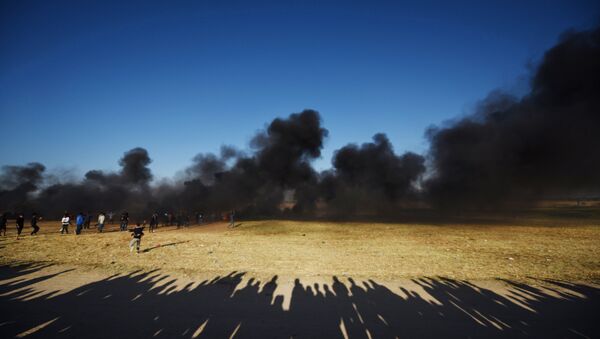 Protestas de los palestinos de Gaza en la frontera con Israel (archivo) - Sputnik Mundo