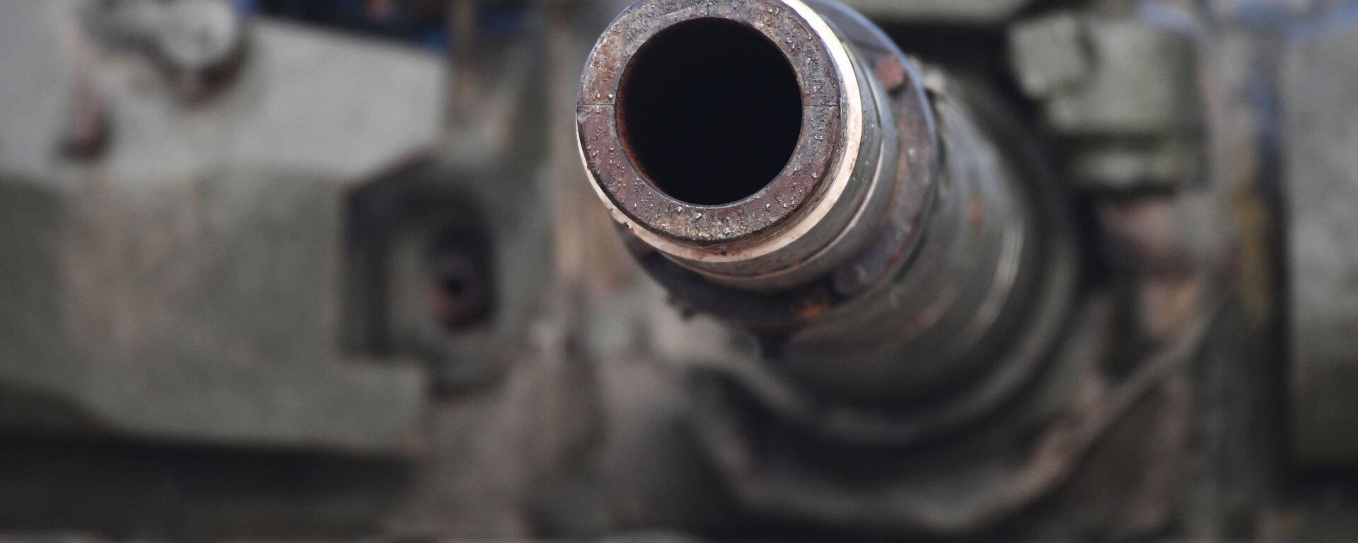 El cañón de un tanque (imagen referencial) - Sputnik Mundo, 1920, 11.03.2022