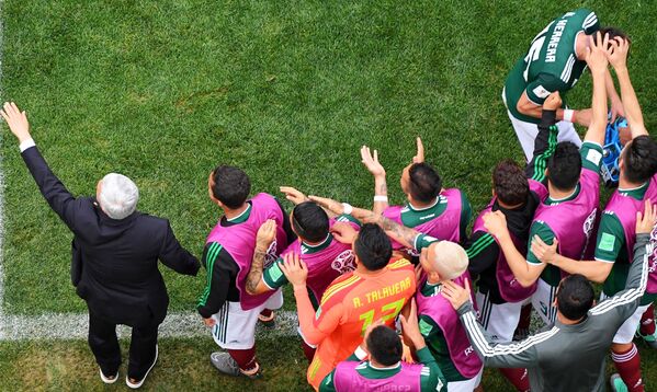 Los momentos cumbre del partidazo entre México y Alemania - Sputnik Mundo