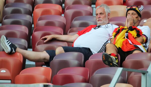 Los momentos cumbre del partidazo entre México y Alemania - Sputnik Mundo