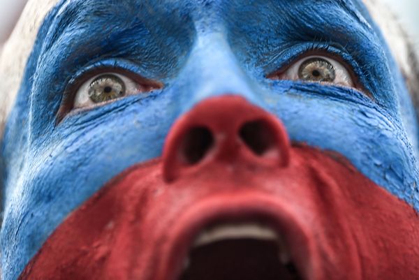 Dinosaurios, llamas y Superman: así se visten los fans durante el Mundial de fútbol - Sputnik Mundo