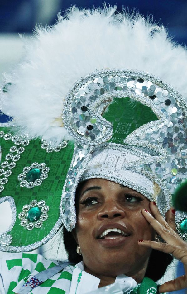 Dinosaurios, llamas y Superman: así se visten los fans durante el Mundial de fútbol - Sputnik Mundo