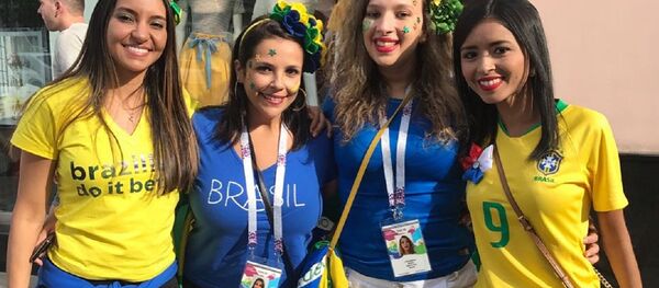 El grupo Elas na Copa - Sputnik Mundo