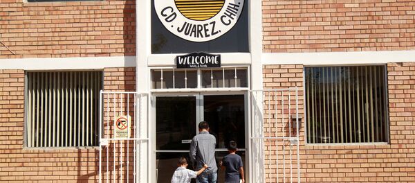 Migrantes en la frontera con EEUU Migrantes en la frontera con EEUU - Sputnik Mundo