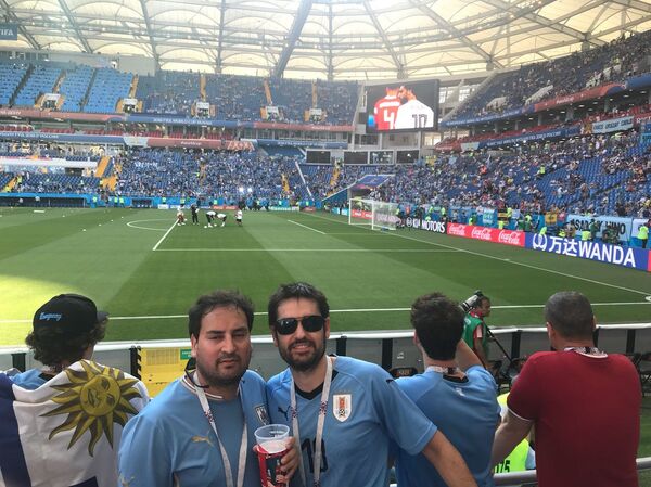 Uruguayos en el Rostov Arena antes del partido Uruguay-Arabia Saudí  - Sputnik Mundo
