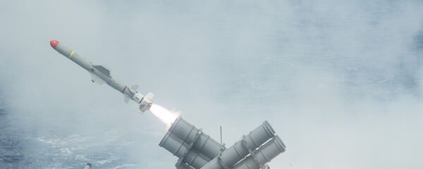 Misil de producción estadounidense Harpoon - Sputnik Mundo