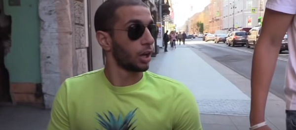 Un hincha discapacitado de Egipto llega al Mundial - Sputnik Mundo