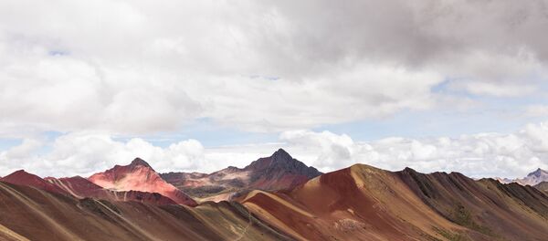 Vinicunca: Montaña Arcoiris  - Sputnik Mundo