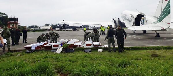 Cadáveres de periodistas ecuatorianos asesinados - Sputnik Mundo