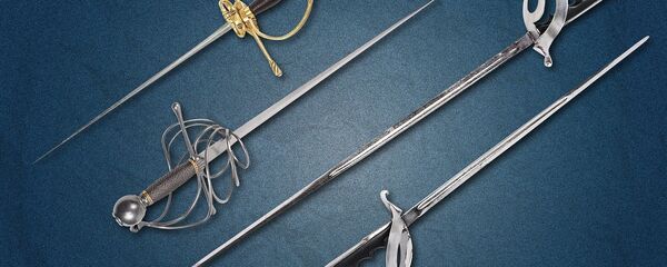 Unas espadas antiguas, referencial - Sputnik Mundo