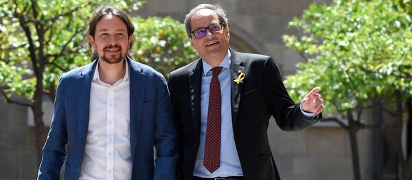 El líder del partido español Podemos, Pablo Iglesias, y el presidente de la Generalitat de Cataluña Quim Torra El líder del partido español Podemos, Pablo Iglesias, y el presidente de la Generalitat de Cataluña Quim Torra - Sputnik Mundo