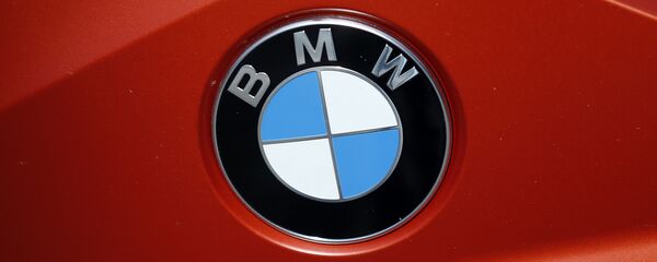 The BMW logo of a motorcycle in a showroom in London, Thursday, March 3, 2016. - Sputnik Mundo