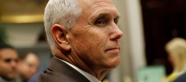 Mike Pence, vicepresidente de EEUU - Sputnik Mundo