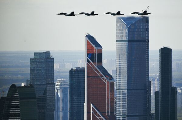 Su-34: el patito infernal reconocido como la máquina más temible del mundo - Sputnik Mundo