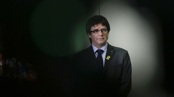 Carles Puigdemont, expresidente de Cataluña - Sputnik Mundo