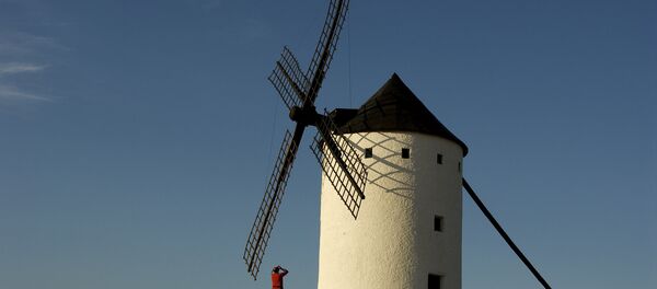 Un molino de viento (imagen referencial) - Sputnik Mundo