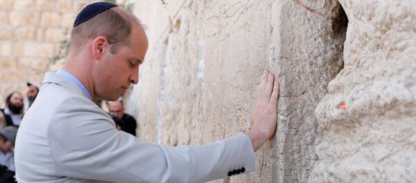El príncipe Guillermo en Jerusalén El príncipe Guillermo en Jerusalén - Sputnik Mundo