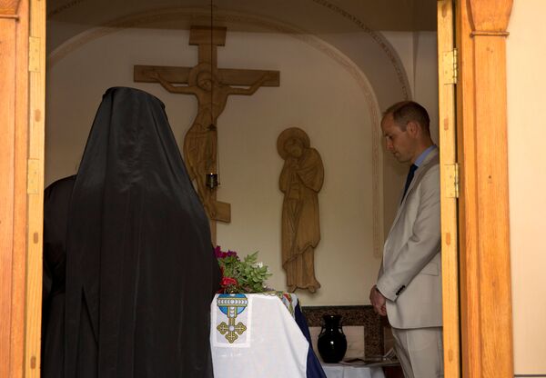 El principe Guillermo junto a la tumba de la princesa Alicia de Battenberg en Jerusalén - Sputnik Mundo
