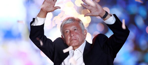 Andrés Manuel López Obrador, el candidato mexicano de izquierda para la presidencia de país - Sputnik Mundo